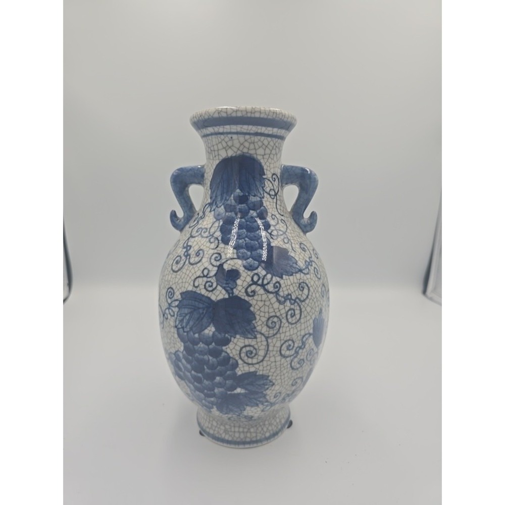 Vintage Chinese Asian Blue & White Porcelain Vase Double‎ Handles 9"